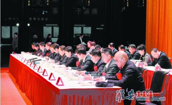 统筹推进新型工业化