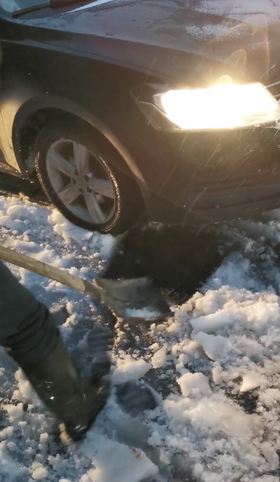 移动云贺岁片《前方到家》发布：有“云”相伴，归途熠熠