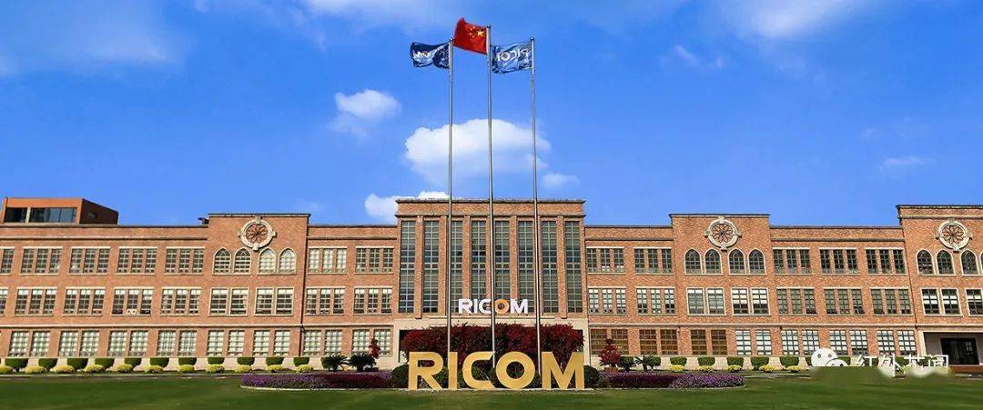 为太空“千里眼”配“角膜”的光学加工团队