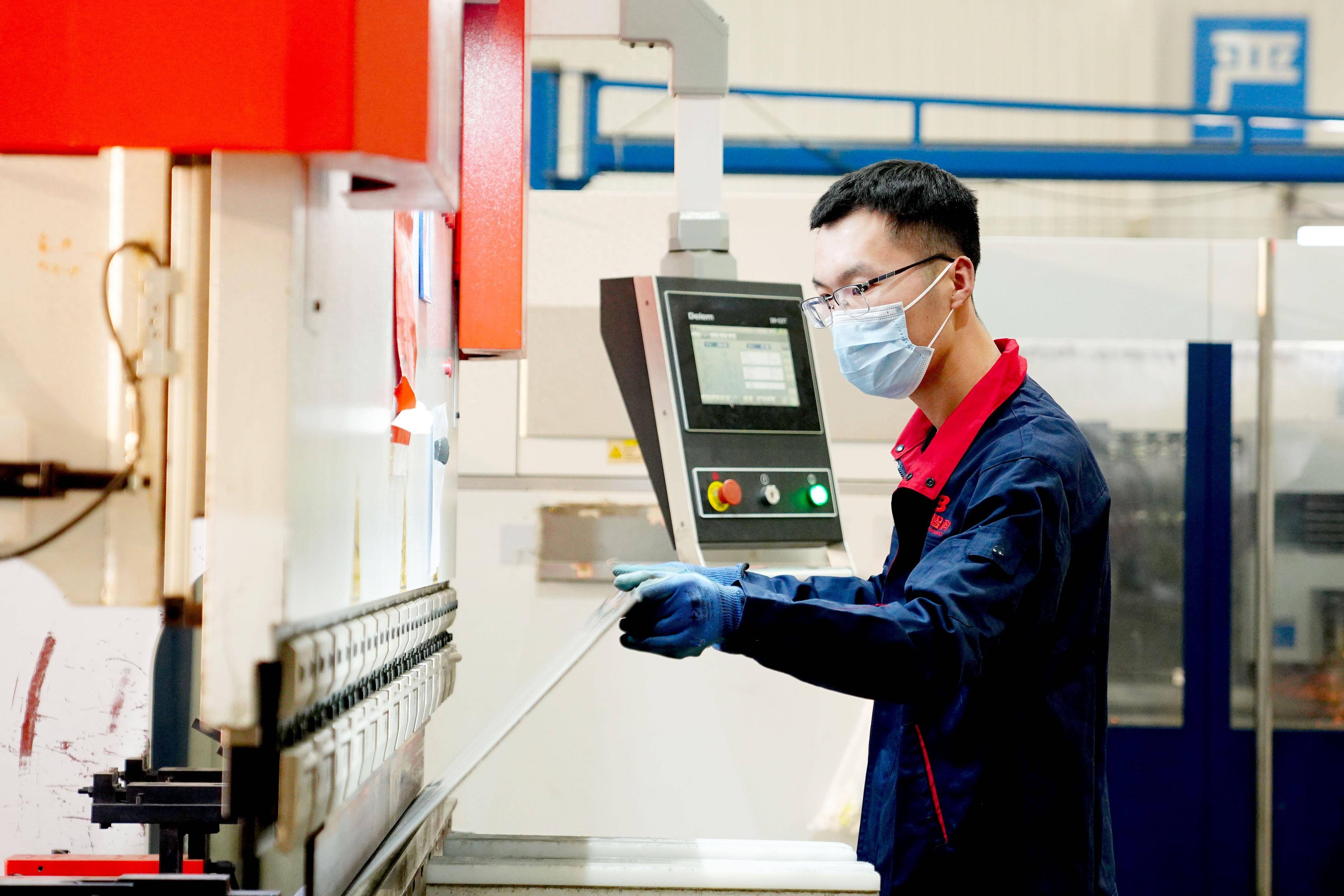 新华视点｜智能制造助推高质量发展