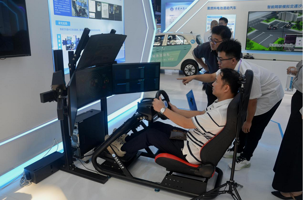 看“智”造——智能网联车的“向新力”