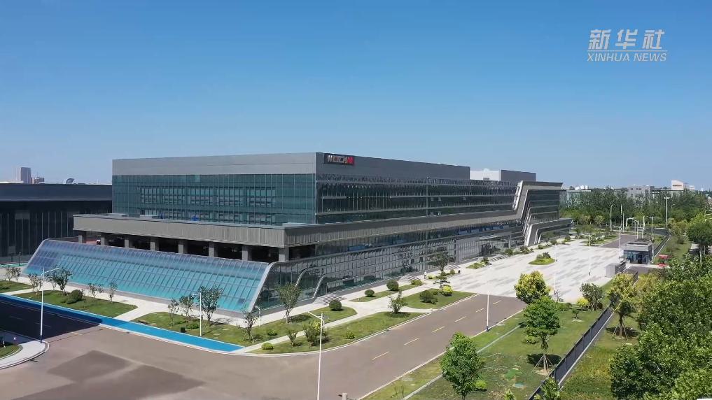 中国经济样本观察·企业样本篇丨打通电子工业产业化“最后一公里”