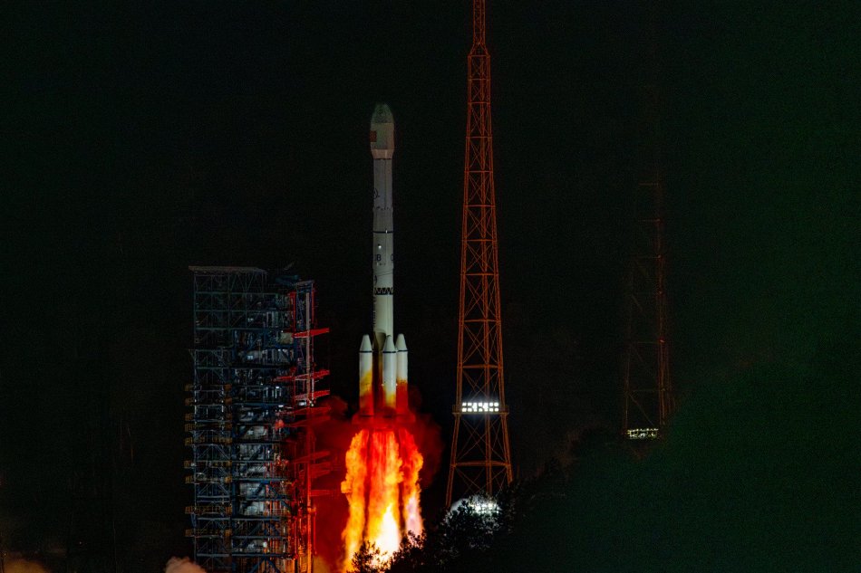 我国成功发射卫星互联网低轨卫星