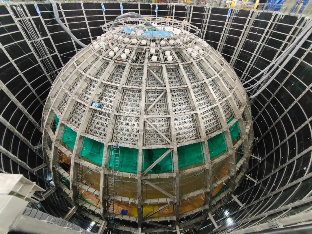 新华全媒+｜江门中微子实验液体灌注启动