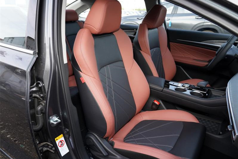 赛晶科技直流支撑电容器技术革新 开启能源领域国产替代新篇章