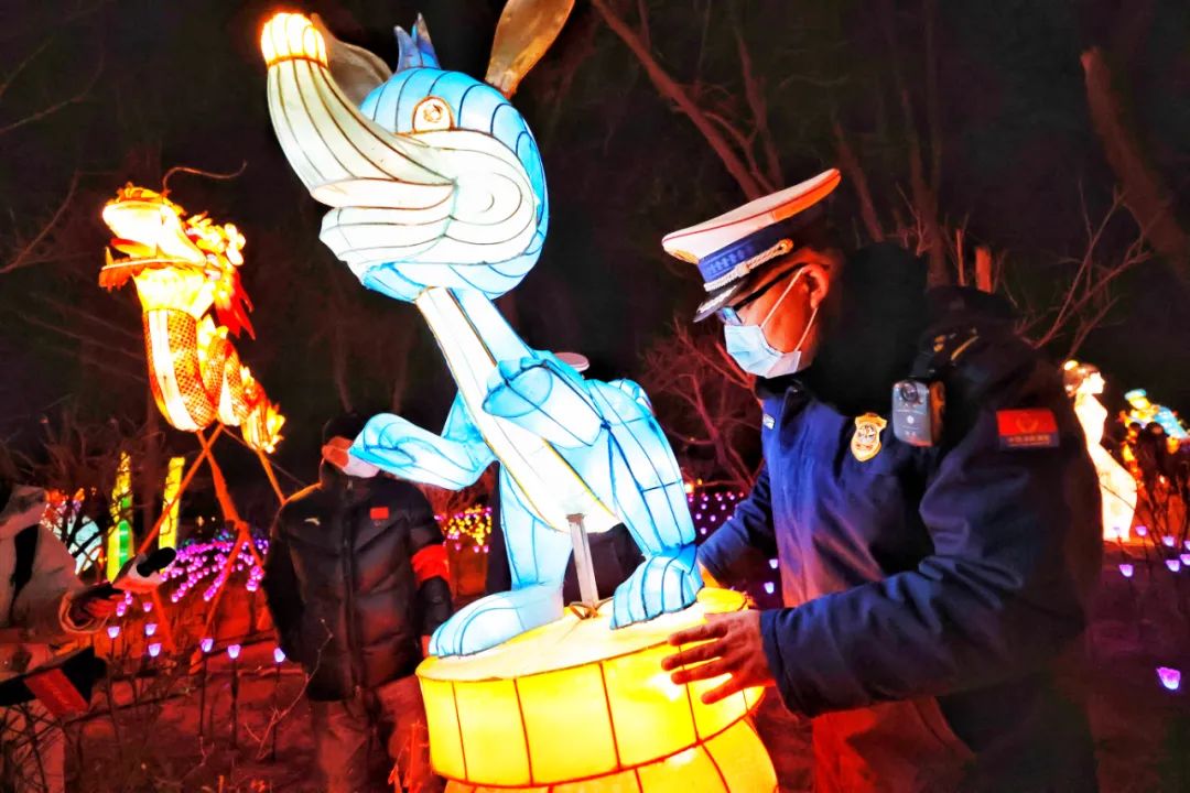 新春走基层|地心“追光”:地下2400米深处的别样“年味”