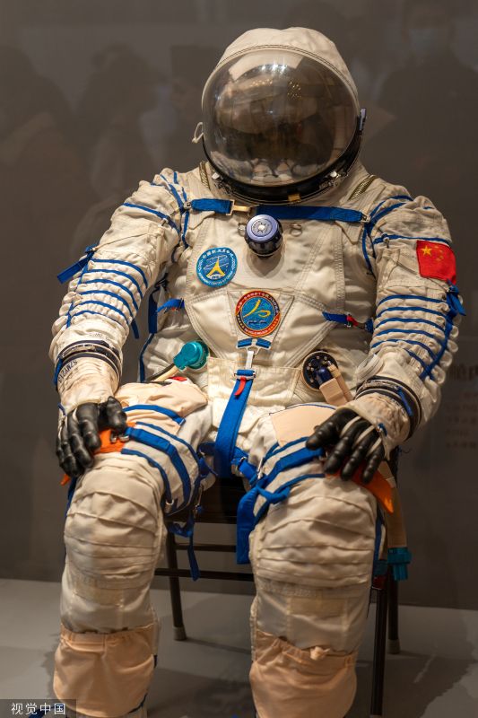 中国空间站舱外航天服延寿使用