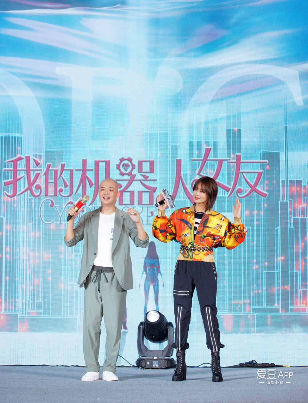 秀我中国｜机器人半马：一个视频回望来时路