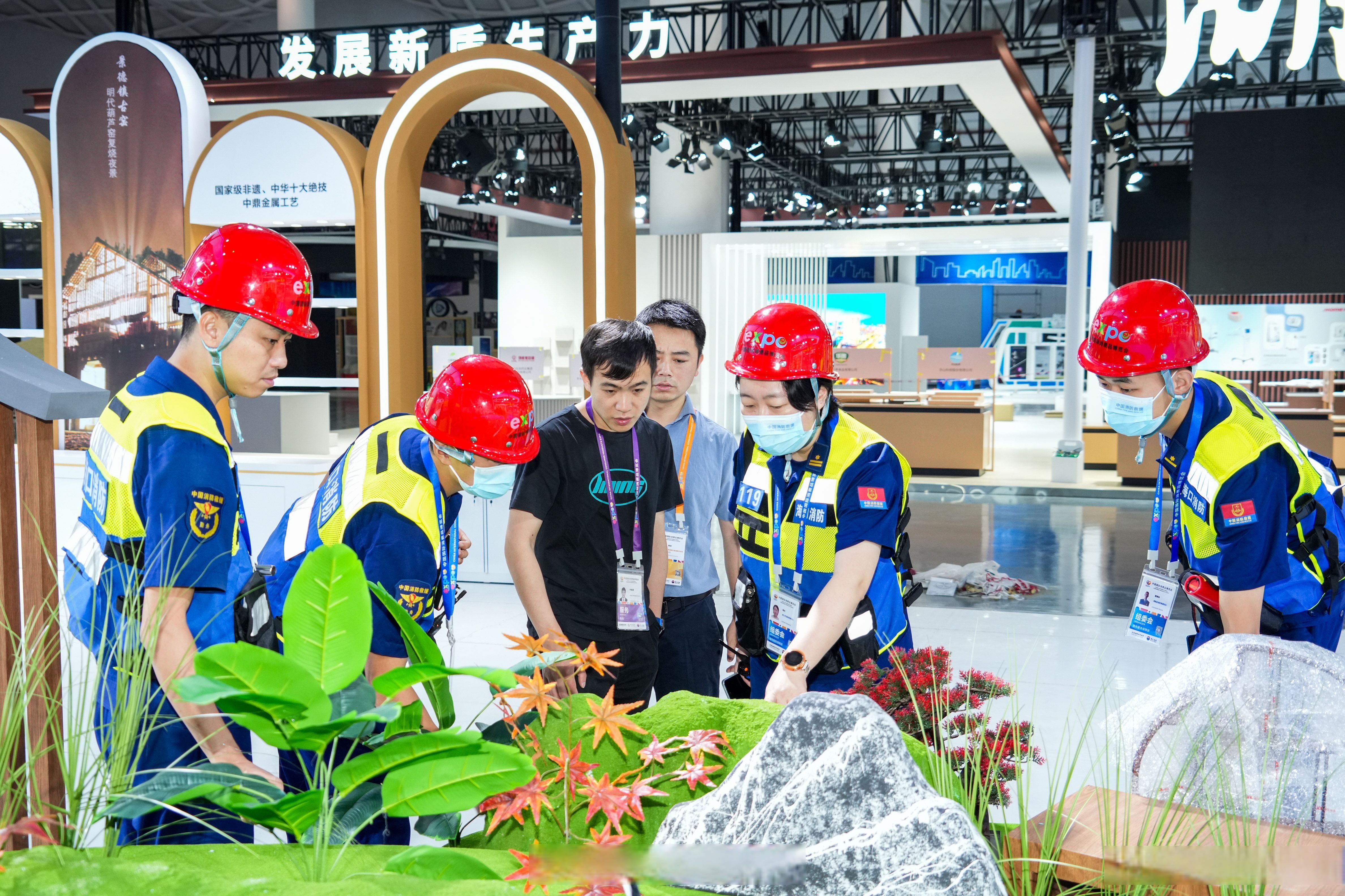 第五届消博会丨“智能伙伴”亮相消博会