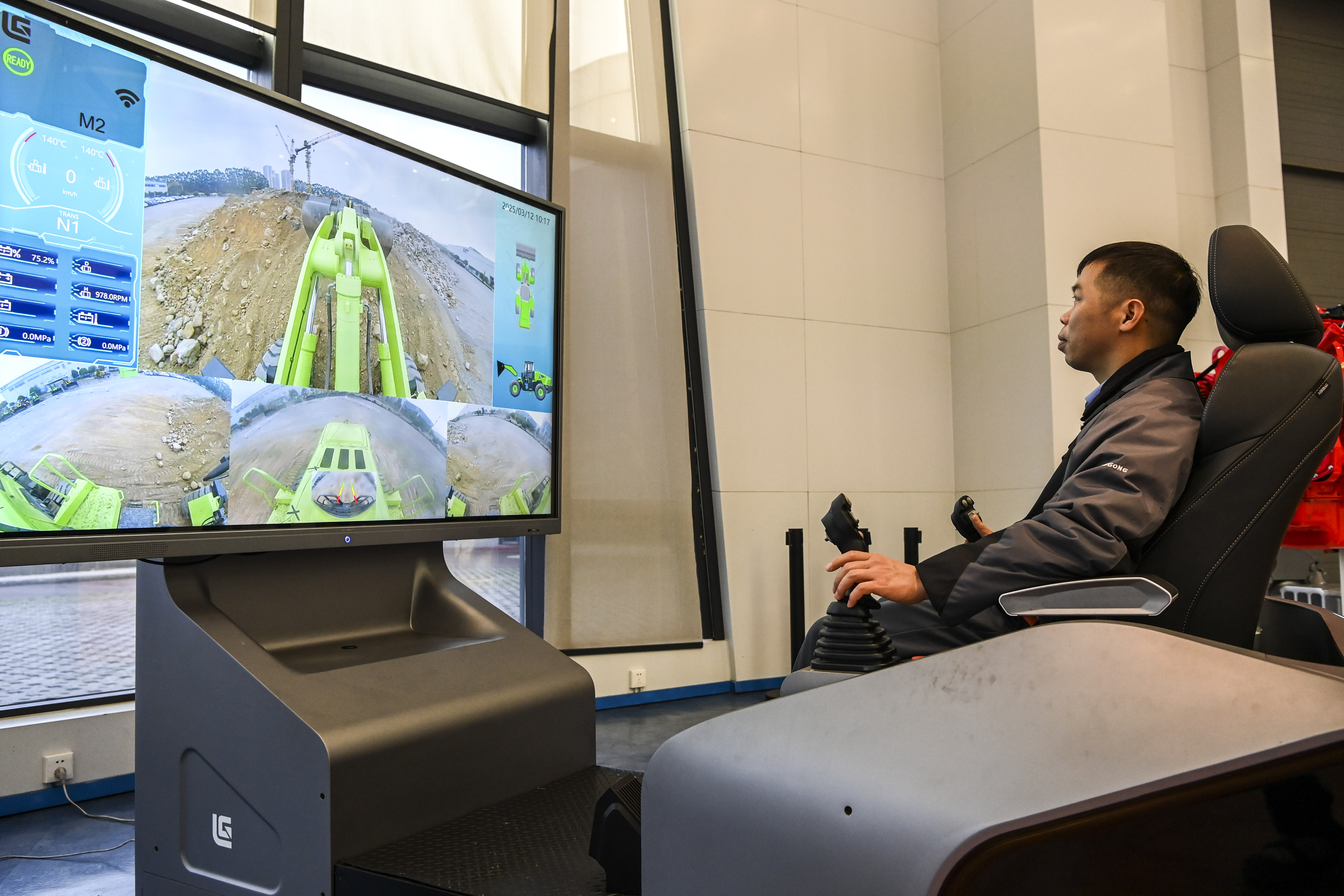 经济政策一线微观察|科技赋能 义乌商户练就“AI外贸”新本领